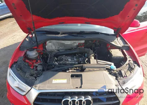 2016 Audi Q3 2.0T Premium Plus z USA, uszkodzony, nr VIN WA1EFCFS1GR005898